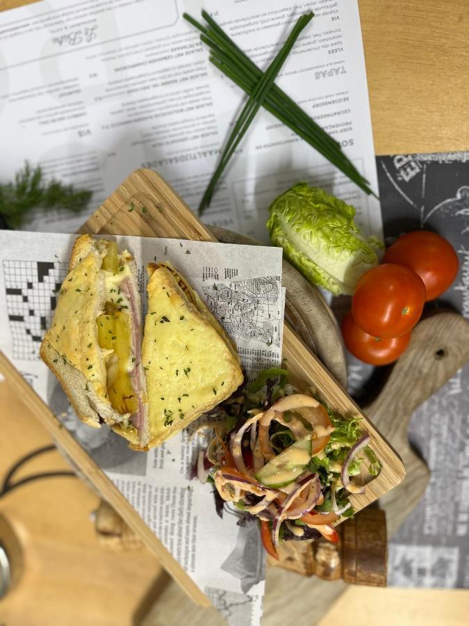 ホテル Le Bistro ファルケンブルフ エクステリア 写真